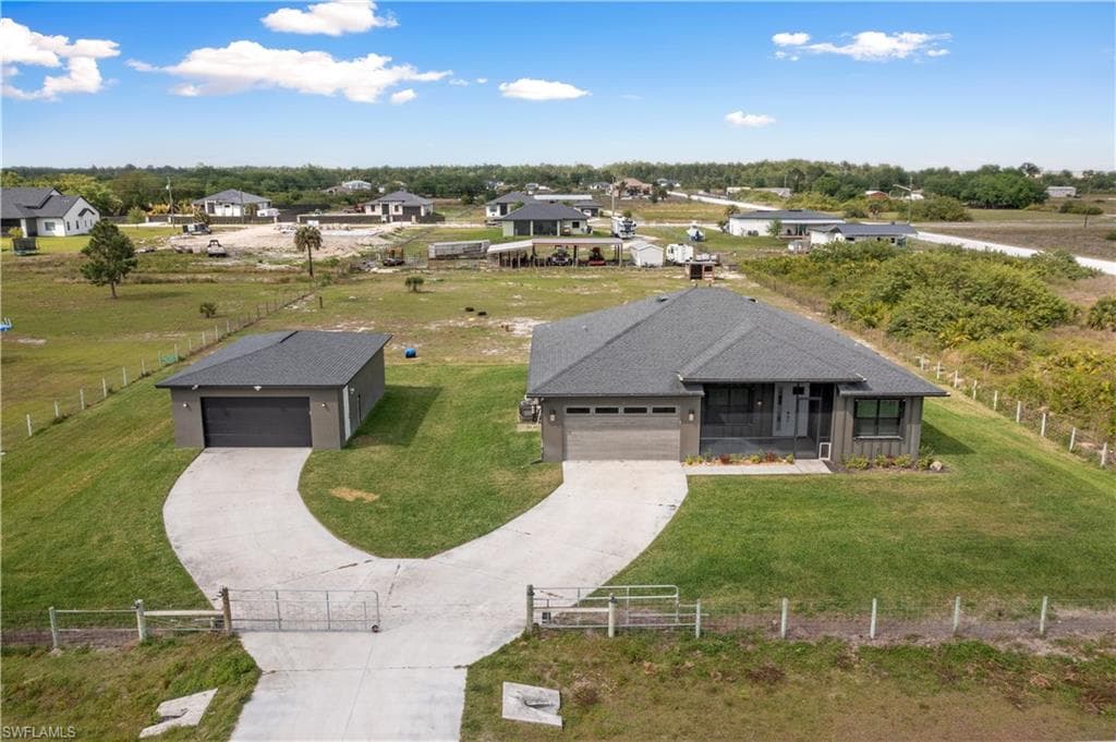 7762 16th PL LABELLE, FL 33935