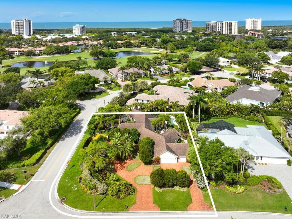 6549 Ridgewood DR NAPLES, FL 34108