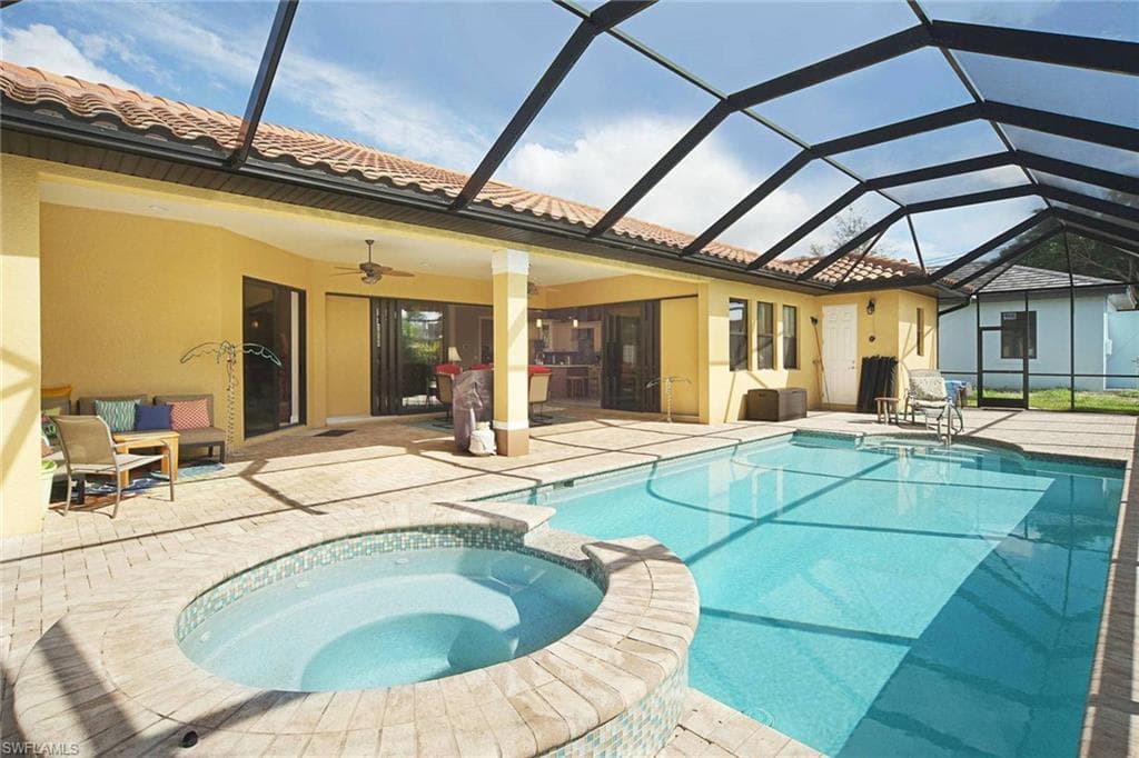 1502 SW 38th ST CAPE CORAL, FL 33914