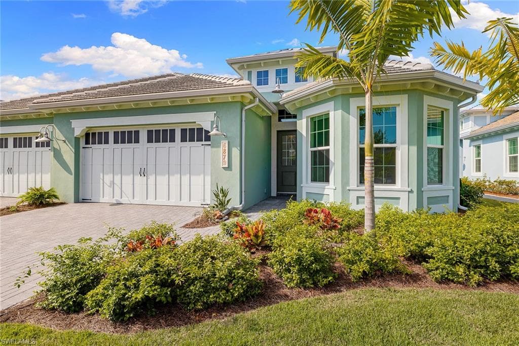 6879 Saona CT NAPLES, FL 34113