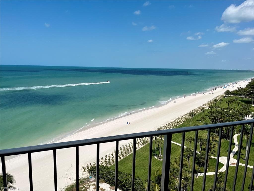 10701 Gulf Shore DR 1202 NAPLES, FL 34108