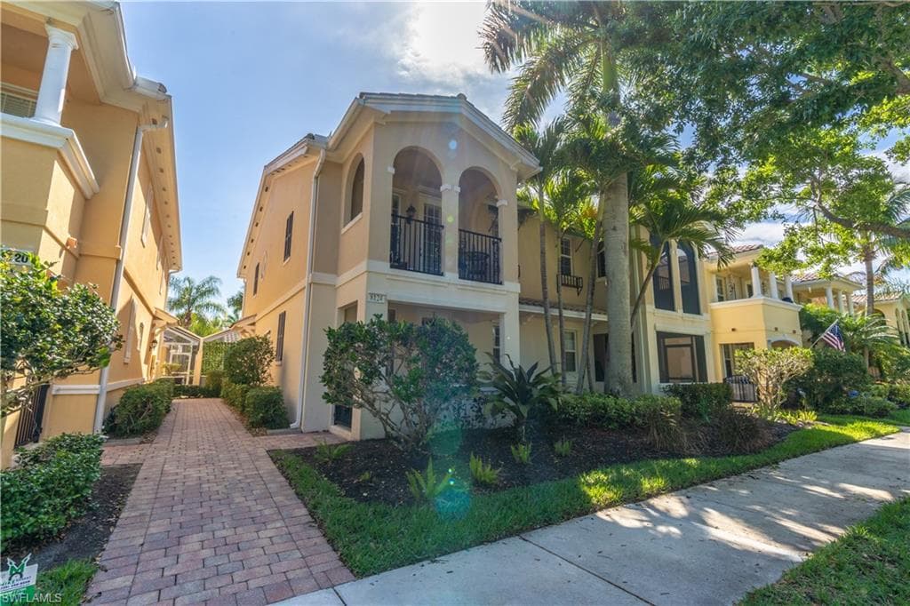 8124 Josefa WAY NAPLES, FL 34114