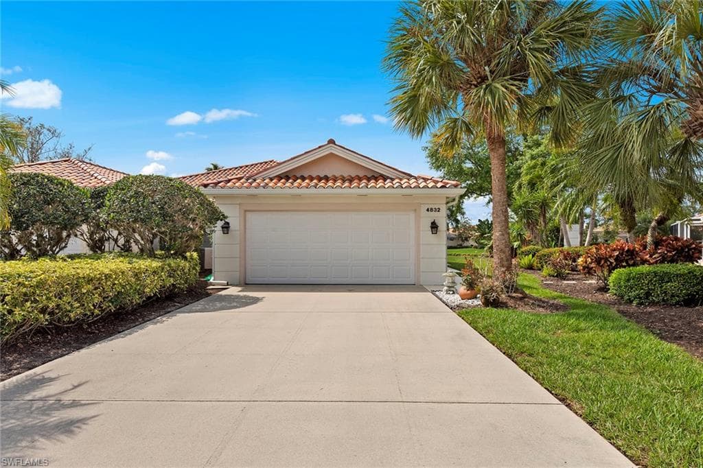4832 San Carlo CT NAPLES, FL 34109