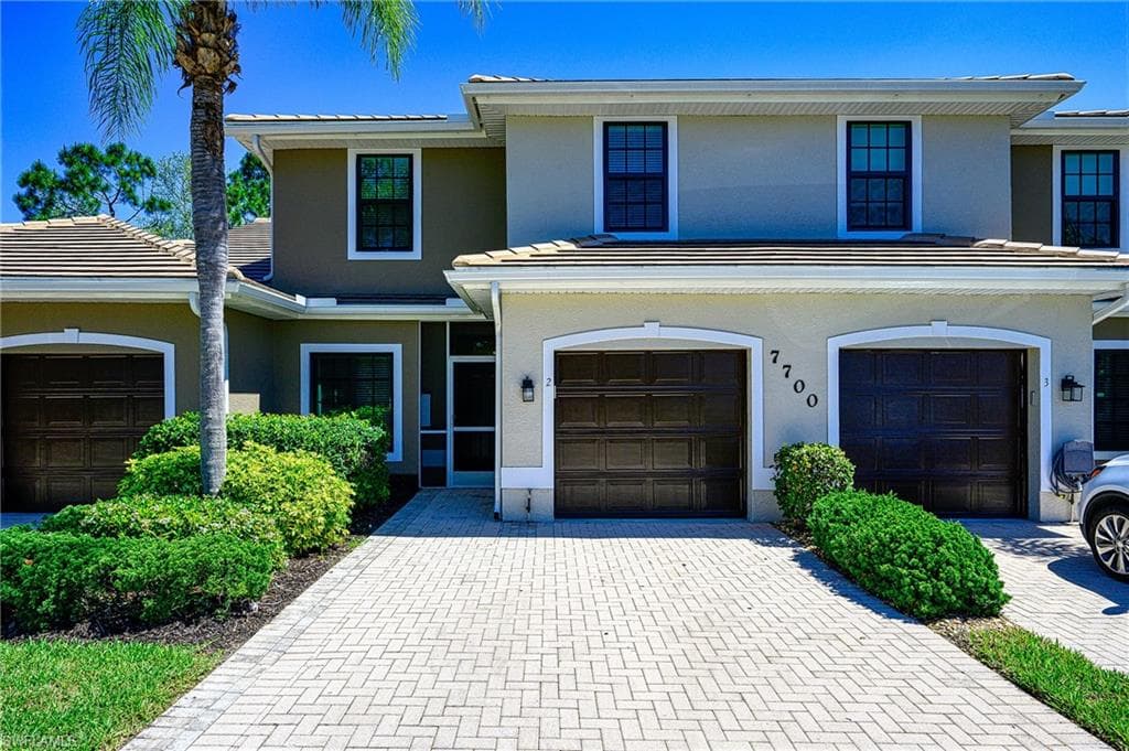7700 Woodbrook CIR 4502 NAPLES, FL 34104