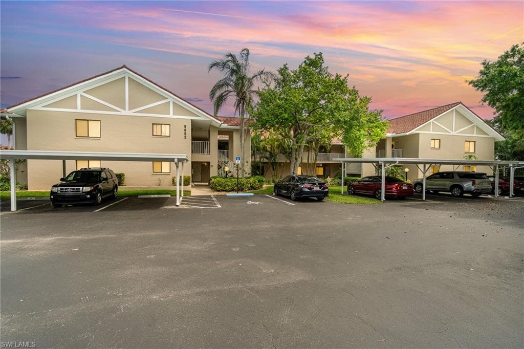 9652 Windsor Gardens LN 103 FORT MYERS, FL 33919