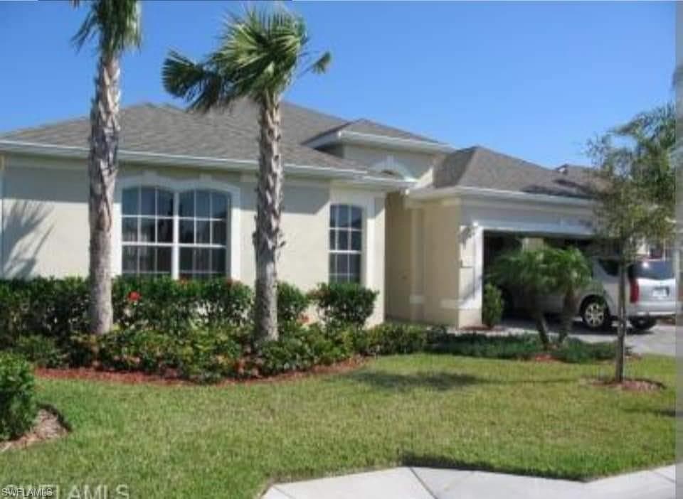 9334 Palm Island CIR NORTH FORT MYERS, FL 33903