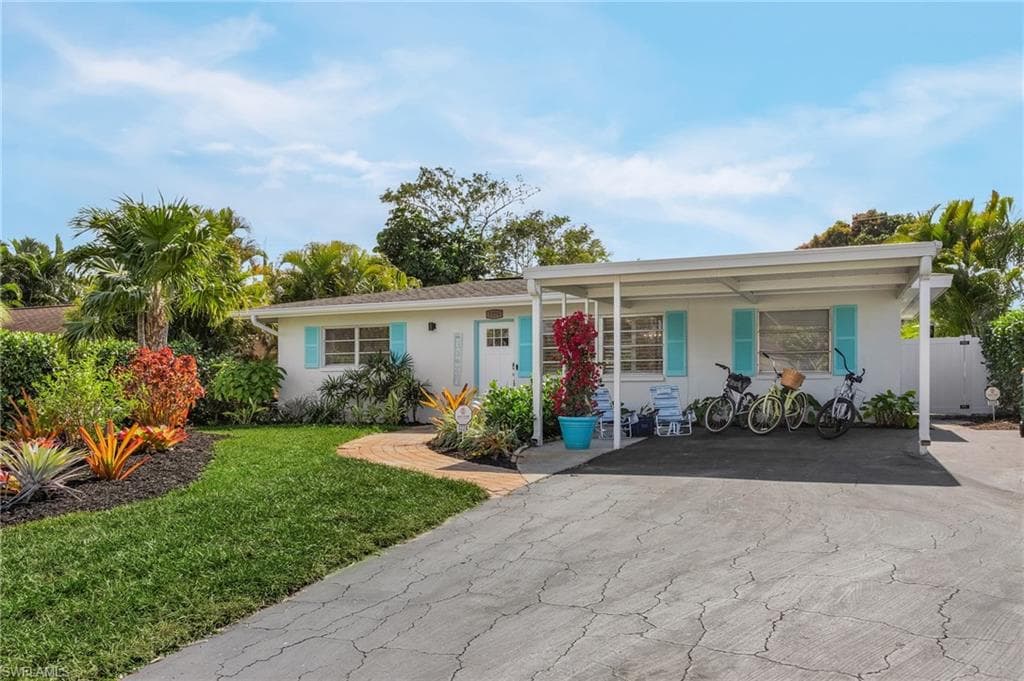 1224 Hilltop DR NAPLES, FL 34103