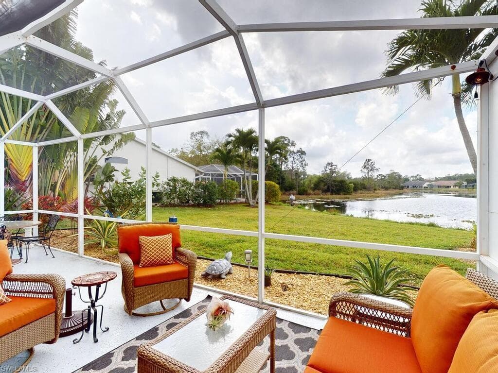 5512 Whitten DR 5 NAPLES, FL 34104