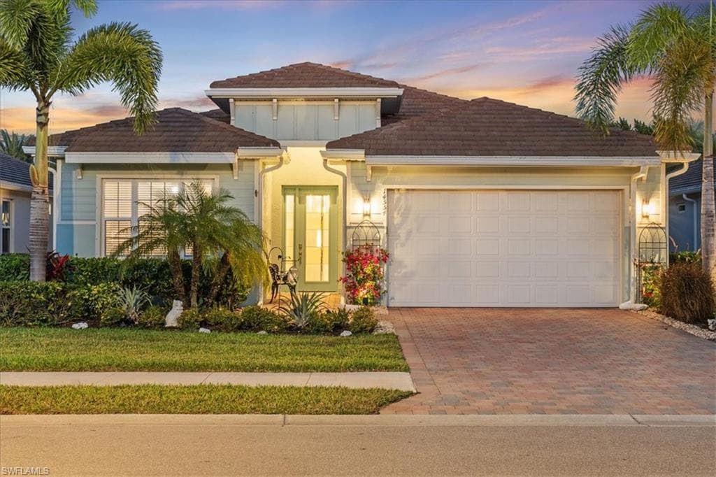 14554 Tropical DR NAPLES, FL 34114