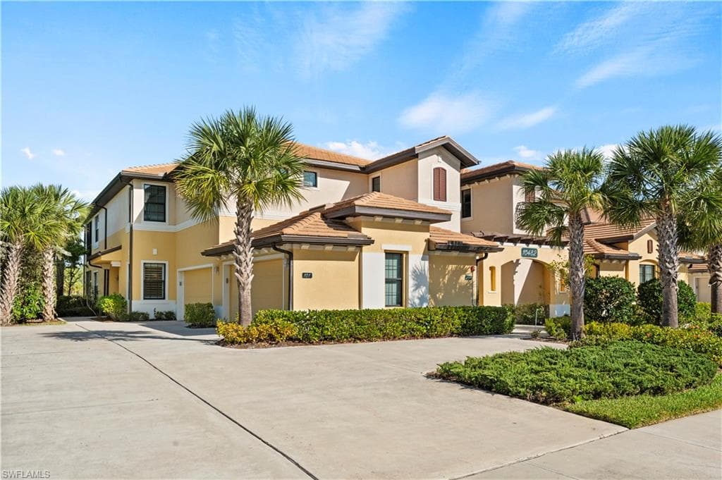 10482 Casella WAY 101 FORT MYERS, FL 33913