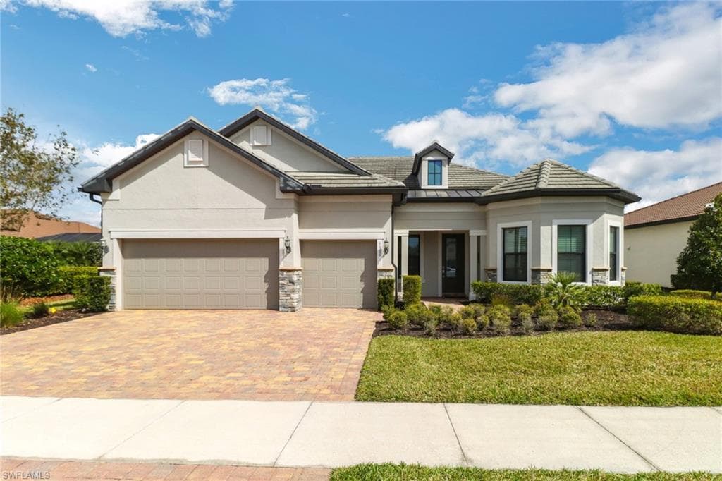 9309 Surfbird CT NAPLES, FL 34120