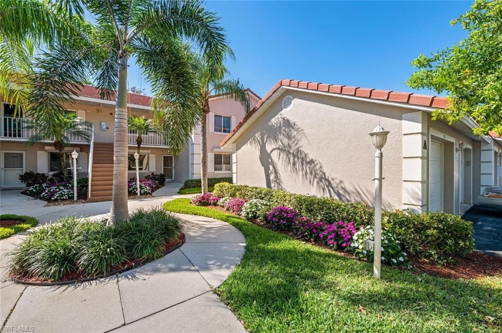 6700 Dennis CIR A-104 NAPLES, FL 34104