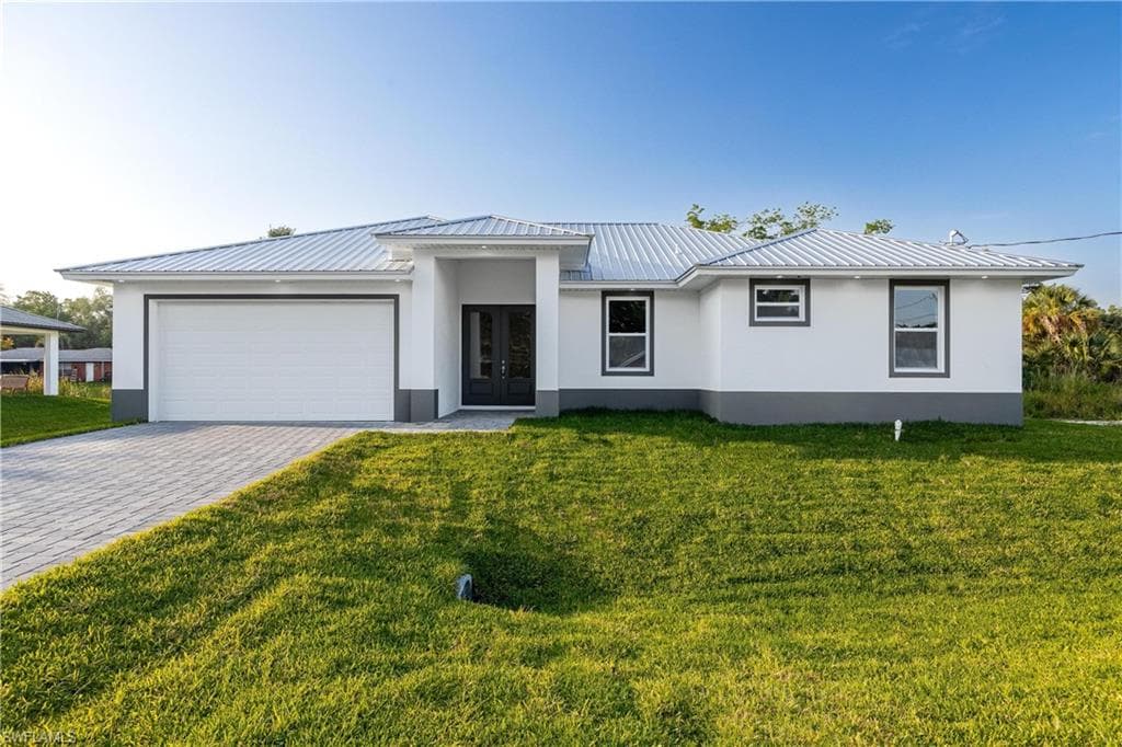 351 4th AVE LABELLE, FL 33935