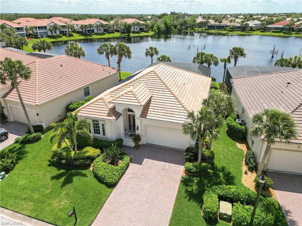 8911 Dartmoor WAY FORT MYERS, FL 33908