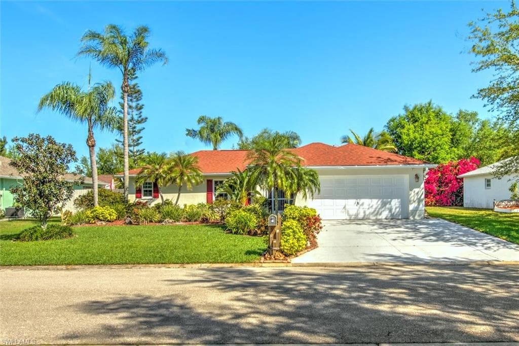 15627 Sunny Crest LN FORT MYERS, FL 33905