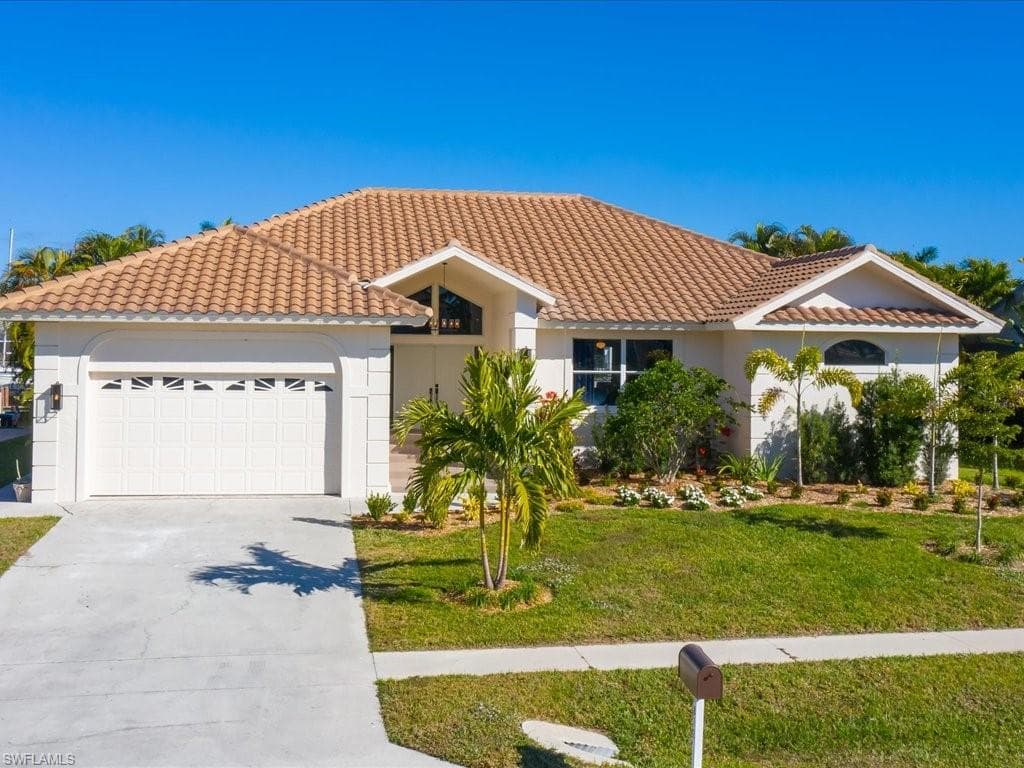 1812 Menorca CT MARCO ISLAND, FL 34145