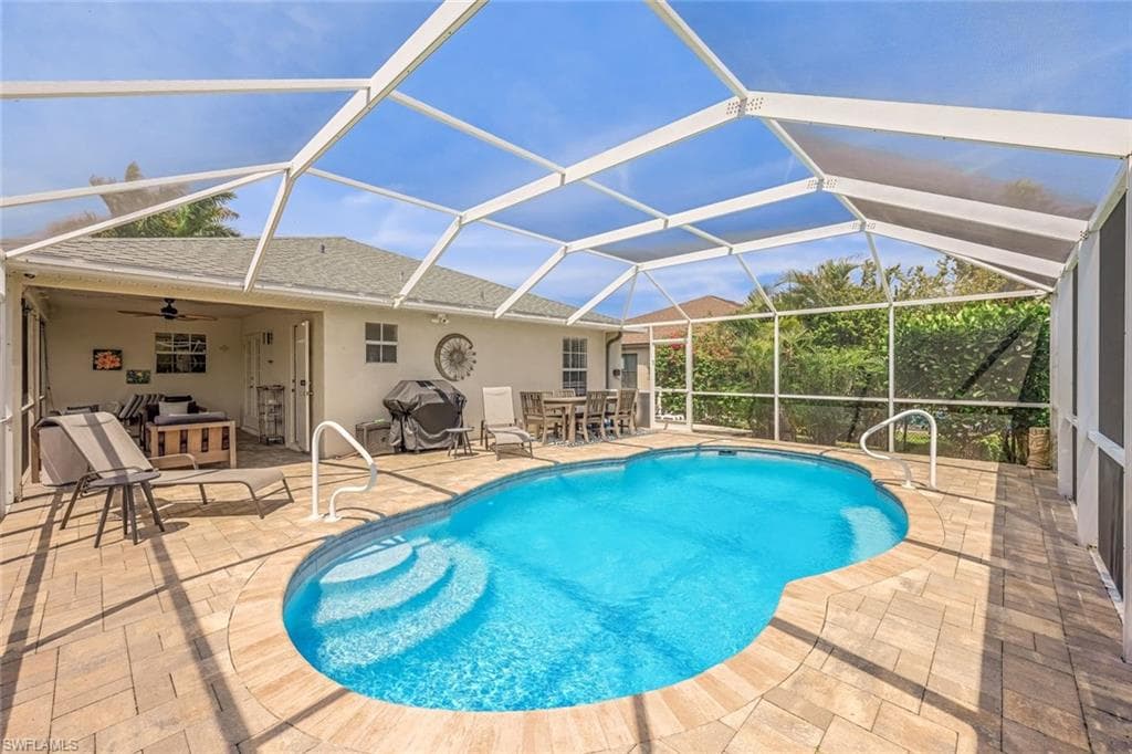 2725 SW 18th AVE CAPE CORAL, FL 33914