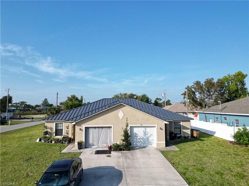 1056 SE 10th ST CAPE CORAL, FL 33990