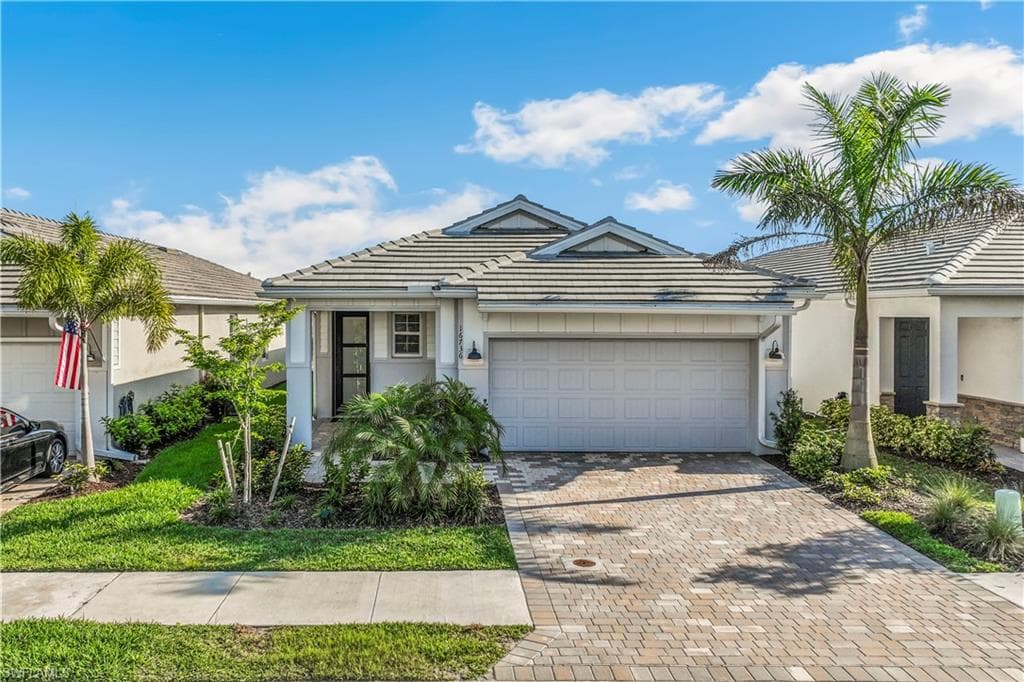 16736 Seasons Coast DR BONITA SPRINGS, FL 34135