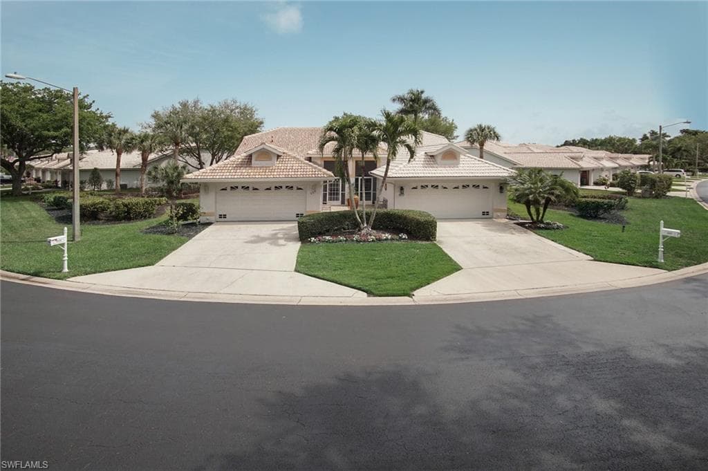 606 Captn Kate CT 8 NAPLES, FL 34110