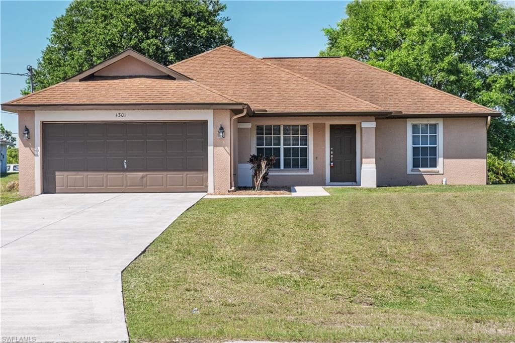 1301 Sunniland BLVD LEHIGH ACRES, FL 33971