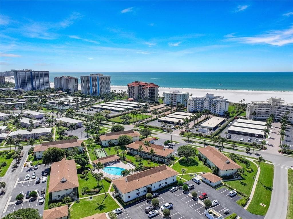 235 Seaview CT G10 MARCO ISLAND, FL 34145