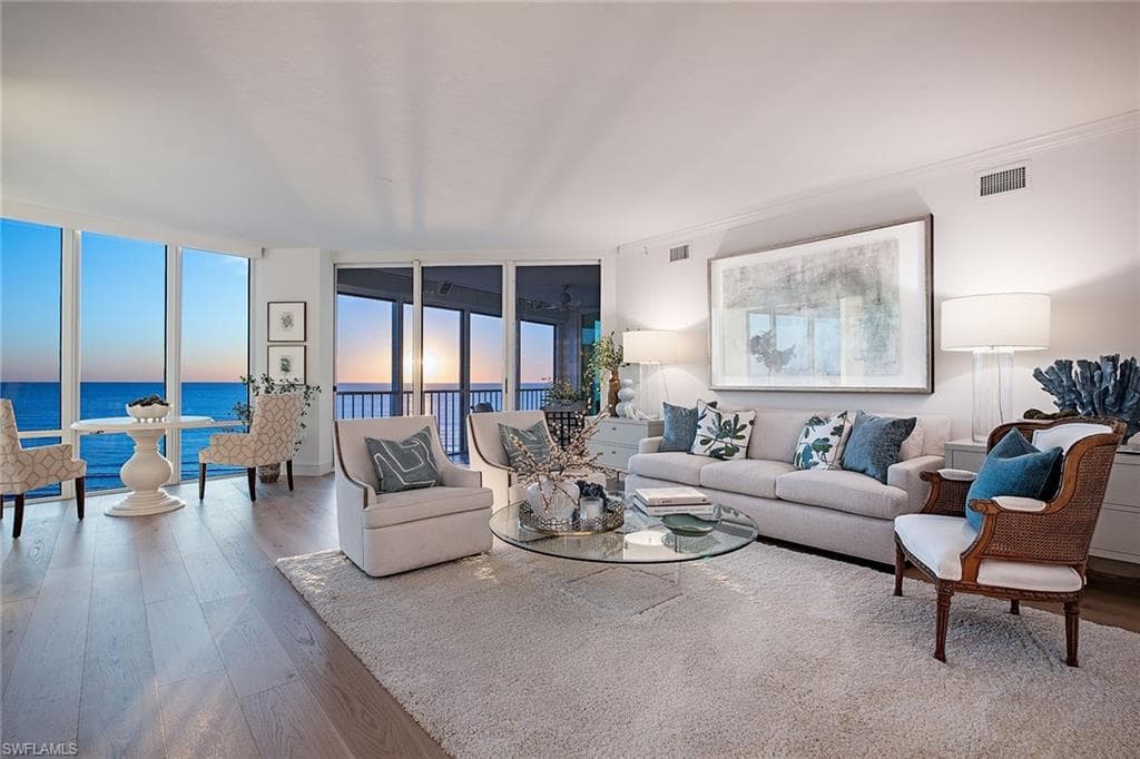 3991 Gulf Shore BLVD N 801 NAPLES, FL 34103