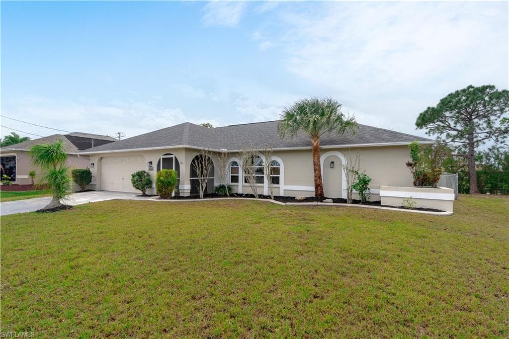 1006 SW 12th TER CAPE CORAL, FL 33991