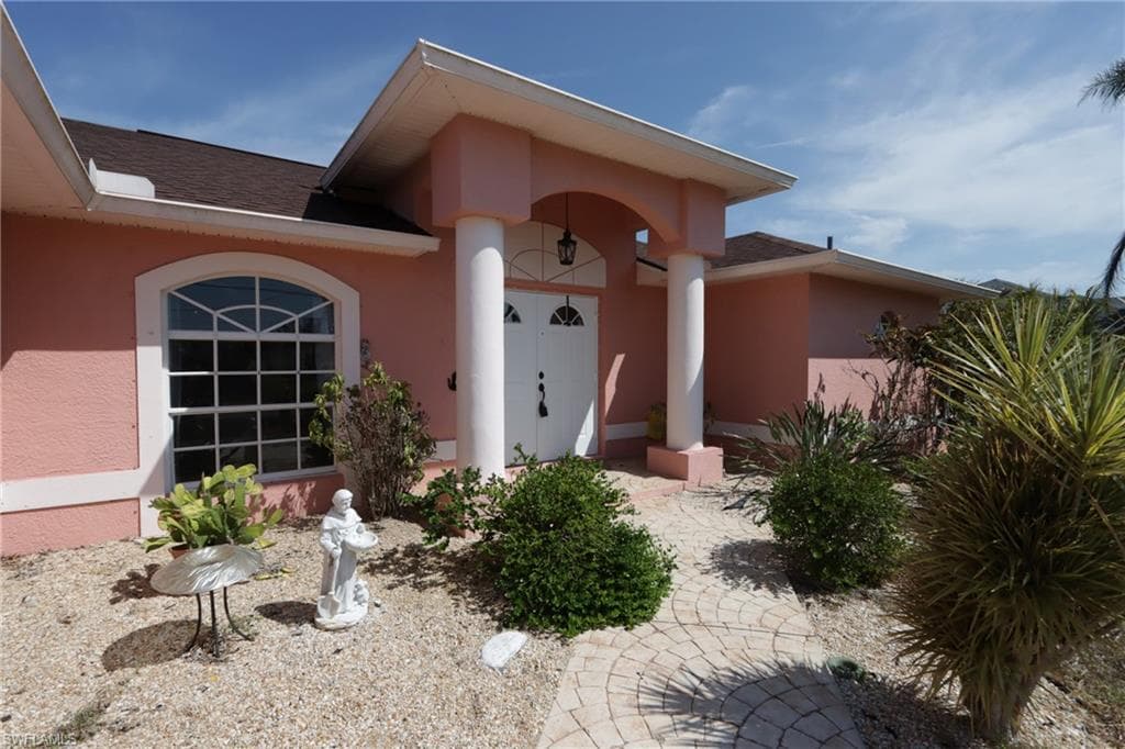 1219 NE 3rd TER CAPE CORAL, FL 33909