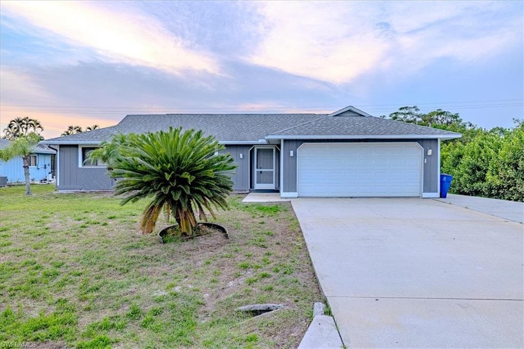 27126 Elaine DR BONITA SPRINGS, FL 34135