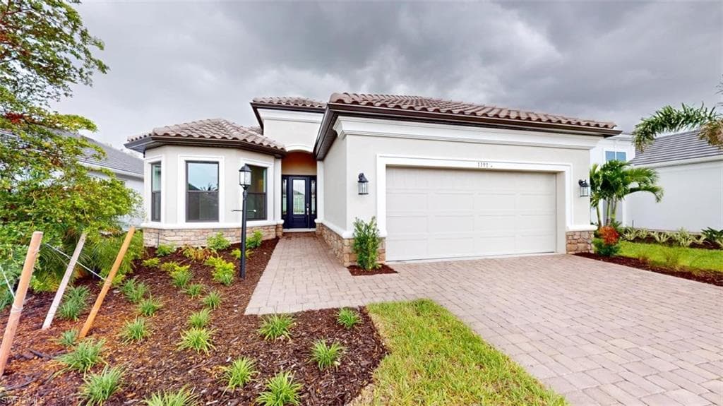 11915 Molto DR FORT MYERS, FL 33913