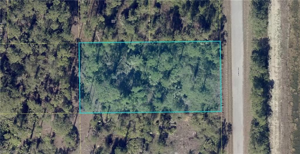 21 Hines AVE LEHIGH ACRES, FL 33936