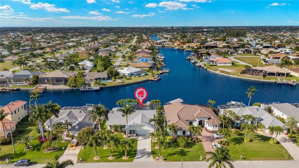 2233 SW 50th ST CAPE CORAL, FL 33914