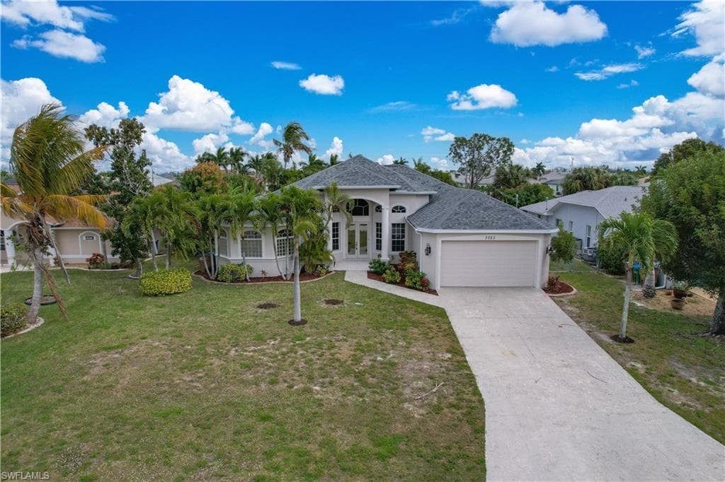 3323 SW 27th PL CAPE CORAL, FL 33914