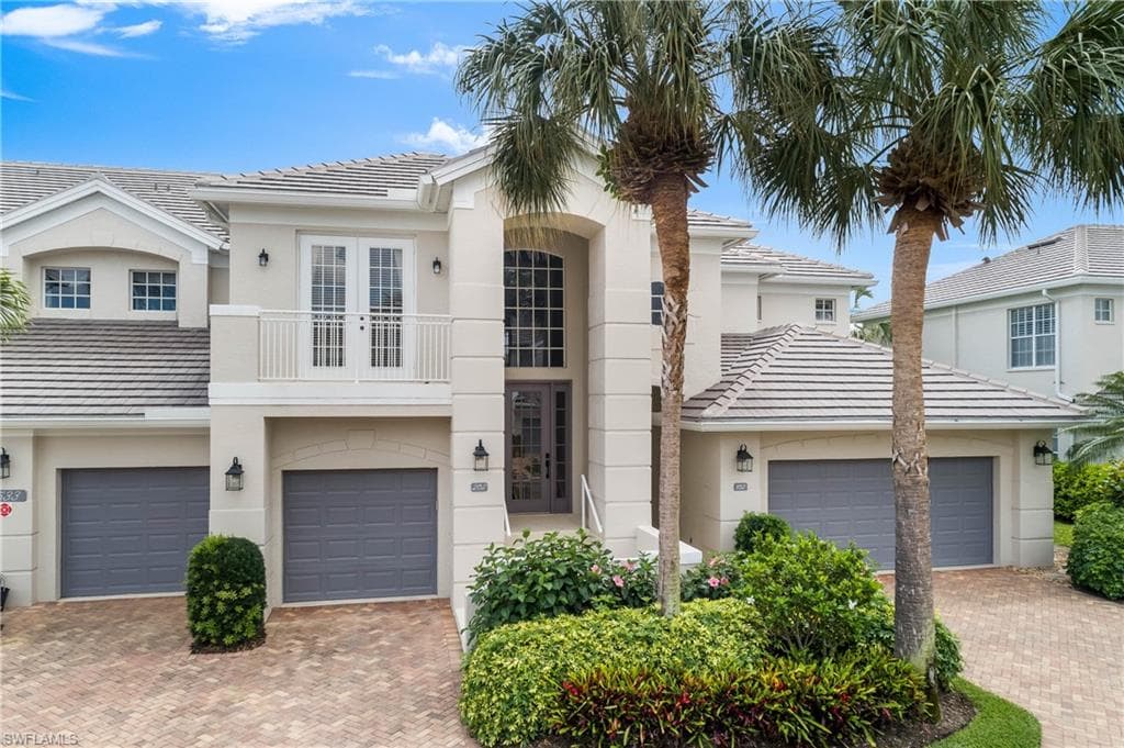 9533 Cypress Hammock CIR 202 ESTERO, FL 34135