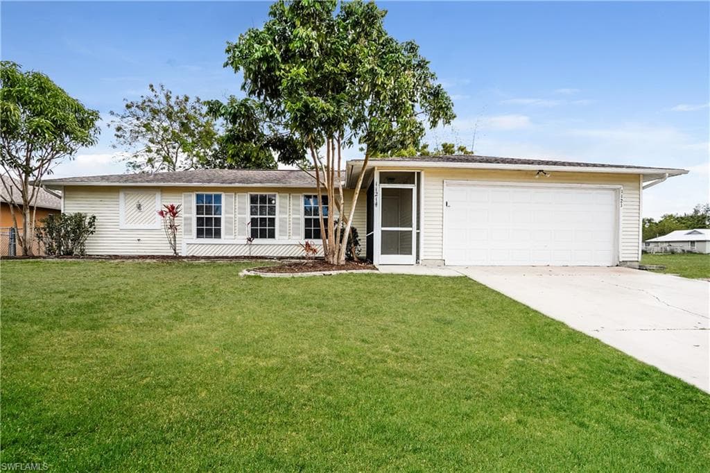 1121 SW 9th AVE CAPE CORAL, FL 33991