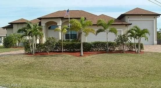 314 15th TER CAPE CORAL, FL 33993