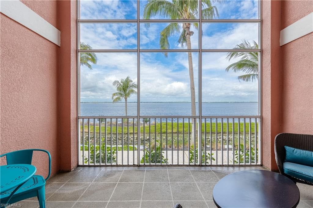 2745 1st ST 107 FORT MYERS, FL 33916