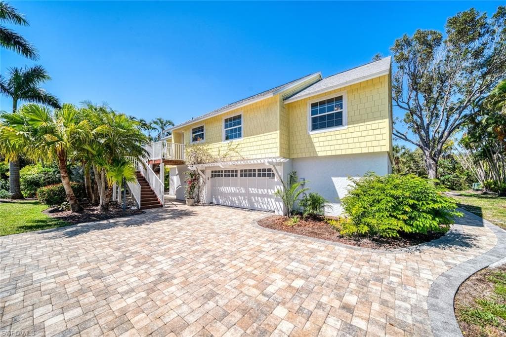 1376 Sand Castle RD SANIBEL, FL 33957