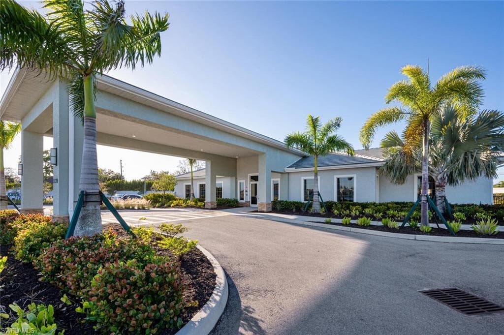 1066 ENBROOK LOOP NAPLES, FL 34114
