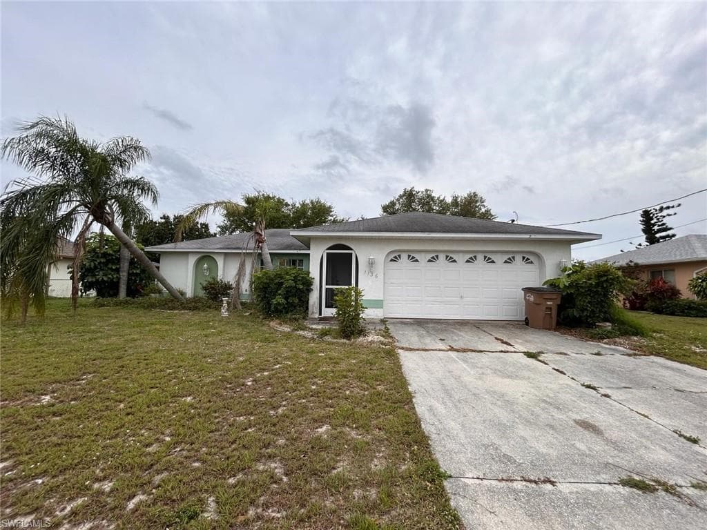 1136 17th TER CAPE CORAL, FL 33990