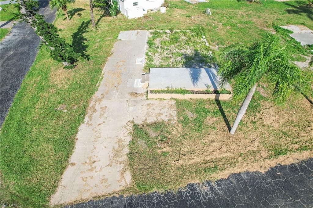 28 Dogwood WAY FORT MYERS, FL 33908