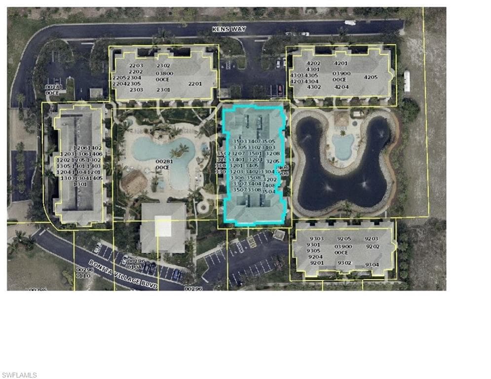3901 Kens WAY 3208 BONITA SPRINGS, FL 34134