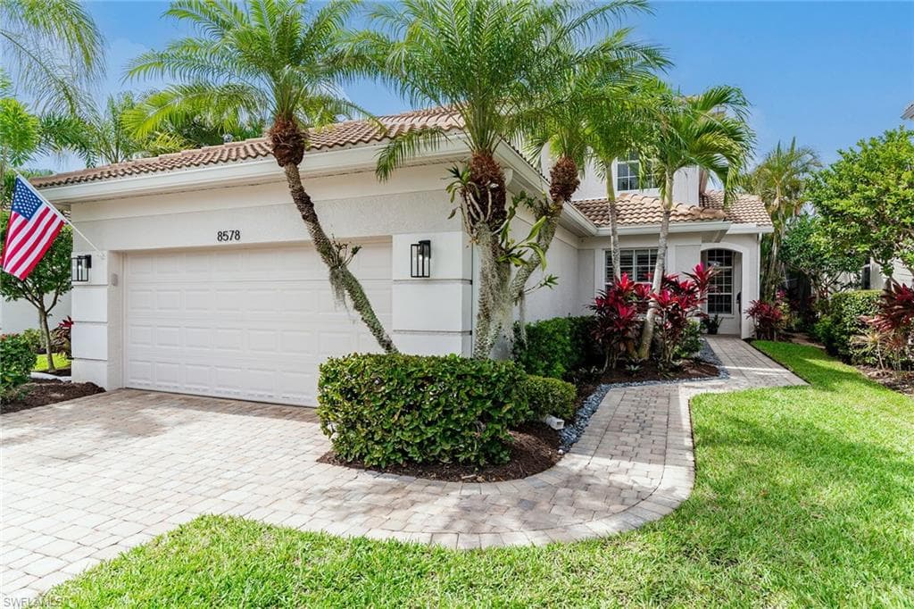 8578 Pepper Tree WAY NAPLES, FL 34114