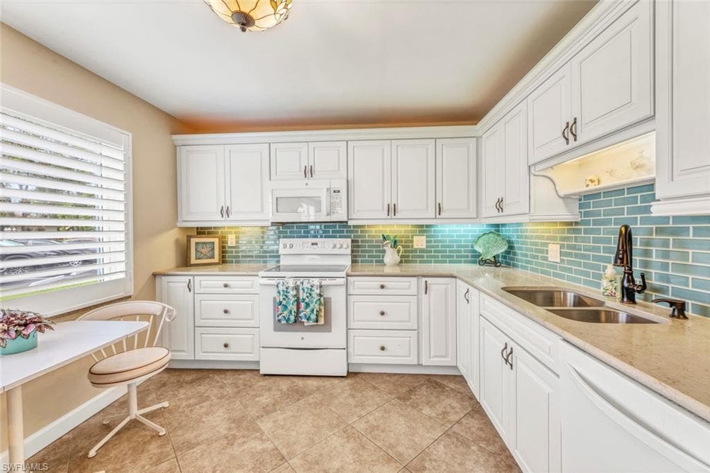 245 Quails Nest RD 3 NAPLES, FL 34112