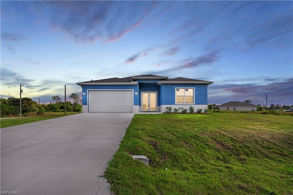 7063 Calder CIR LABELLE, FL 33935