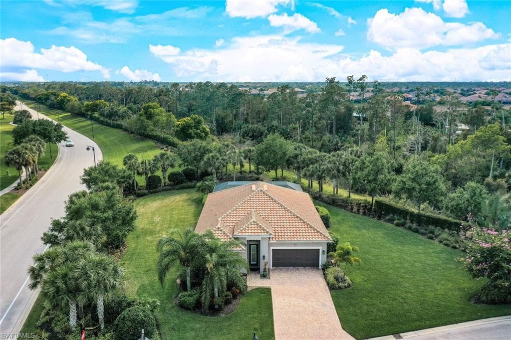 9581 Coquina CIR NAPLES, FL 34120
