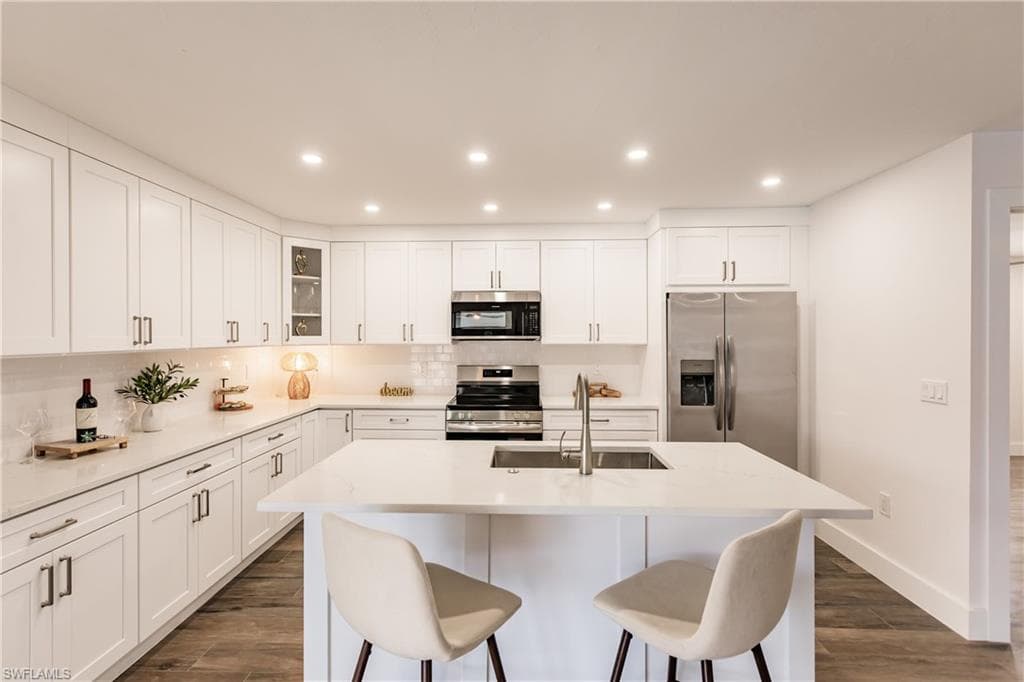27136 Edenbridge CT BONITA SPRINGS, FL 34135