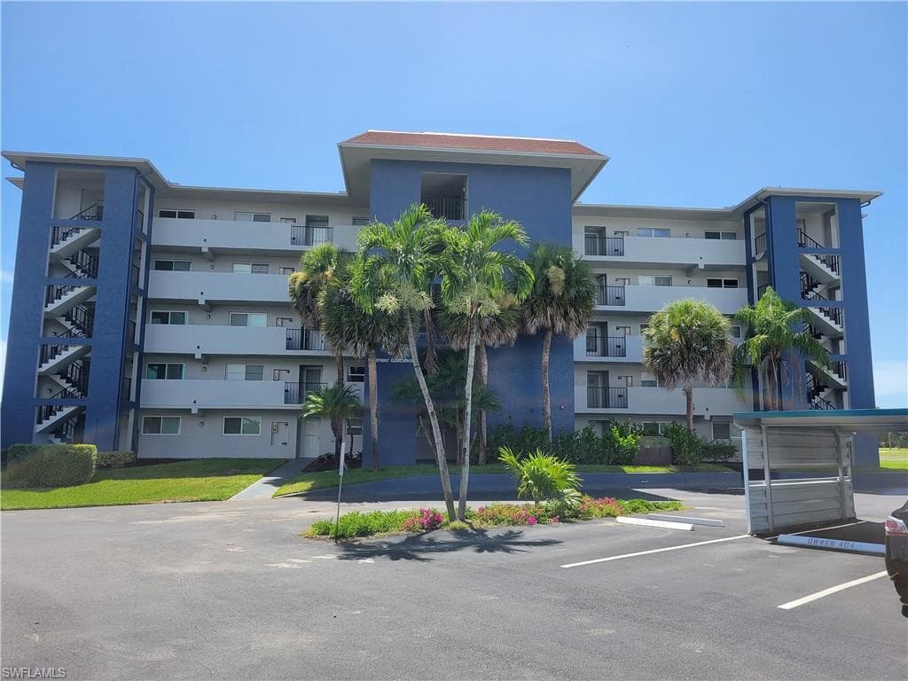 190 Pebble Beach BLVD 104 NAPLES, FL 34113