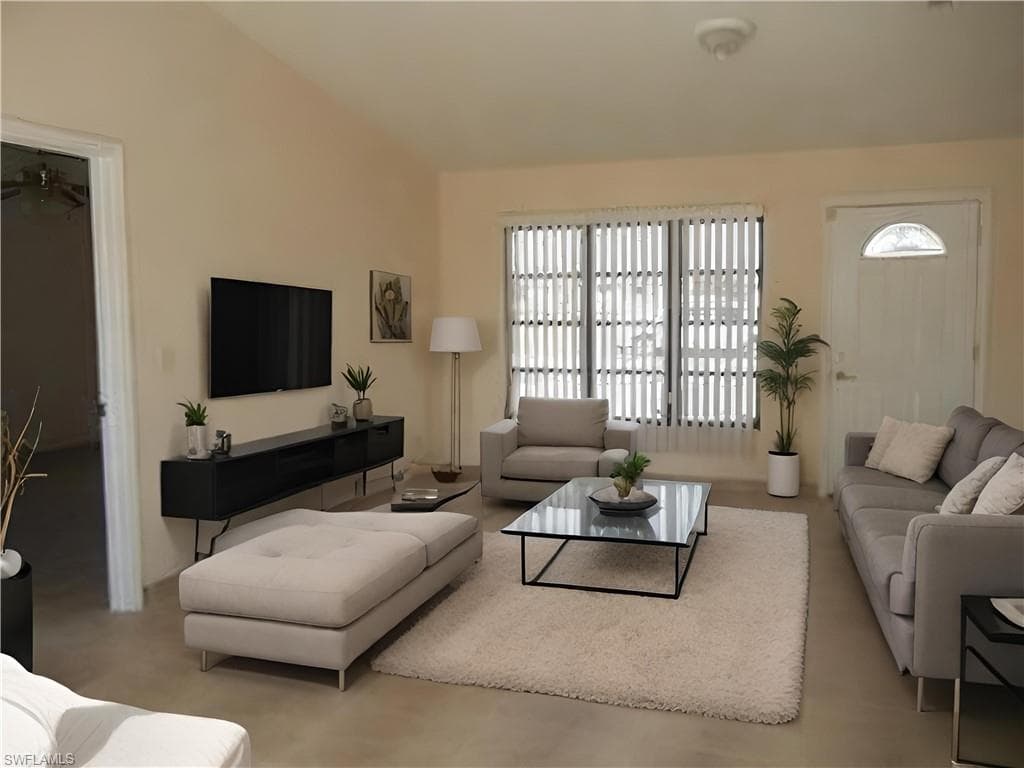 530 NW 11th ST CAPE CORAL, FL 33993